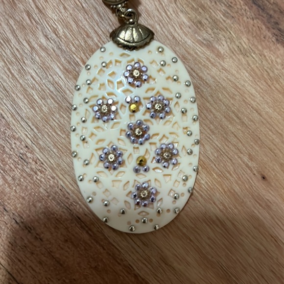 Banana Republic earrings - Picture 2 of 4